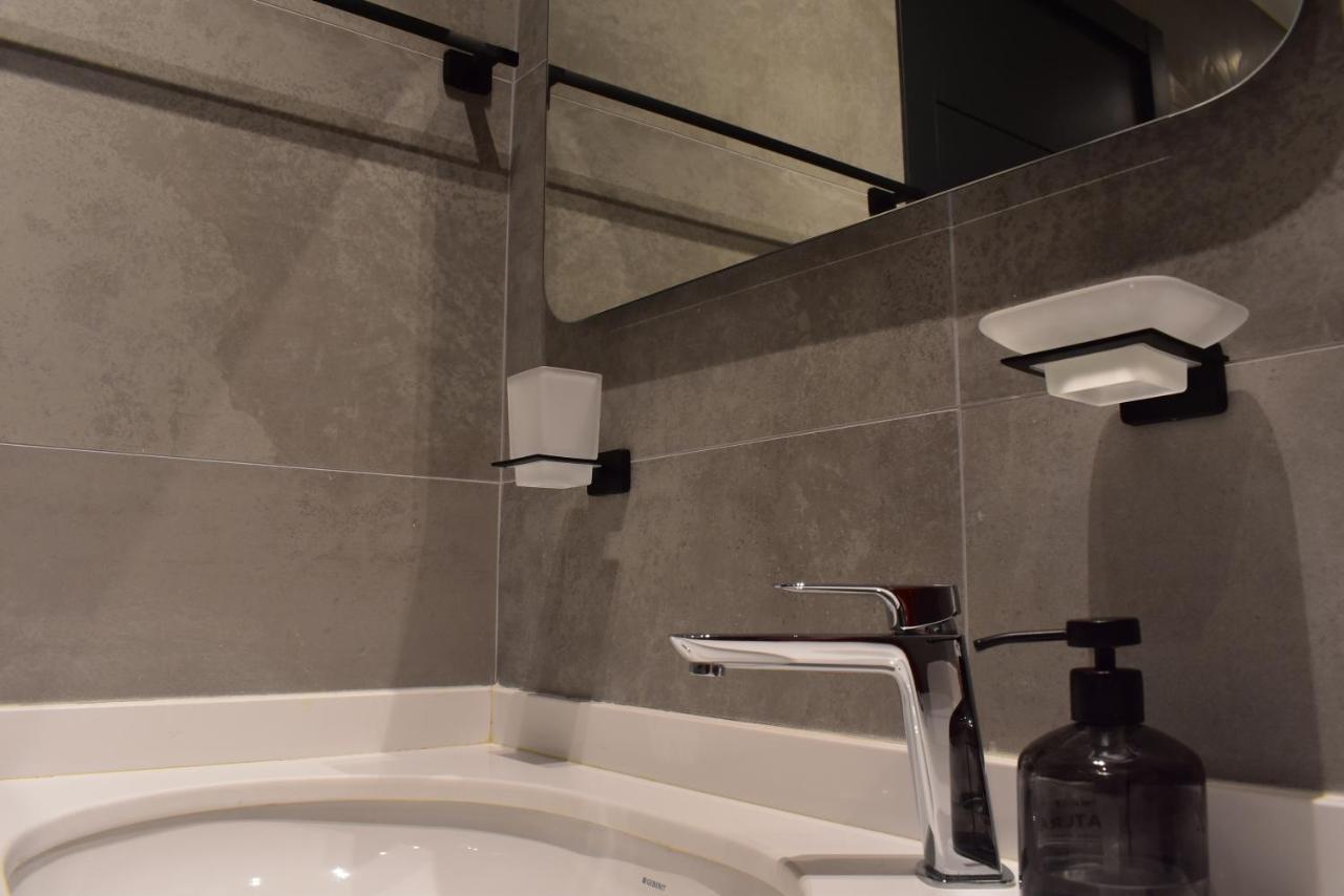 Apartment Tam Serviced Mozart Center *