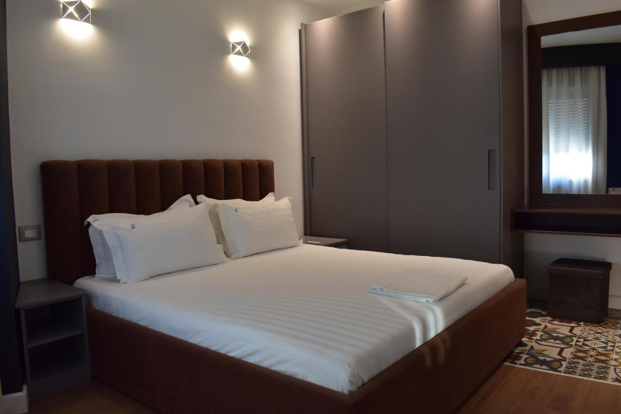 Tam Serviced Mozart Center Apartment