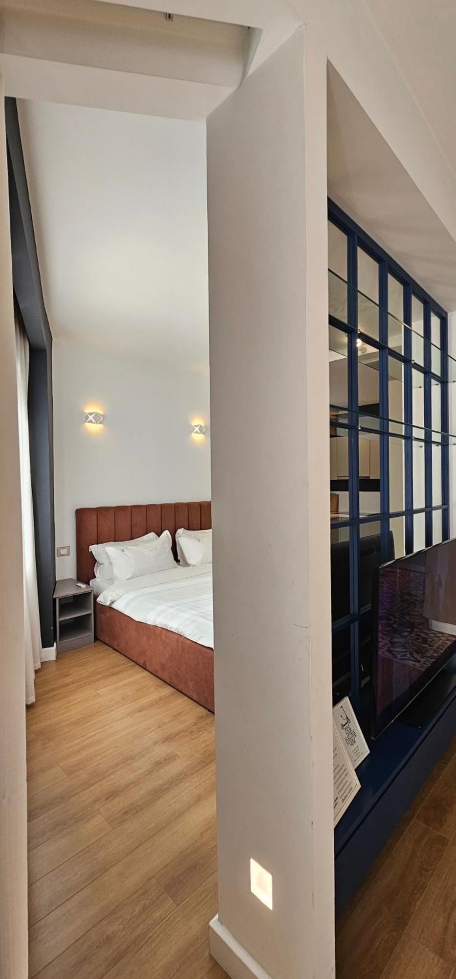 Apartment Tam Serviced Mozart Center